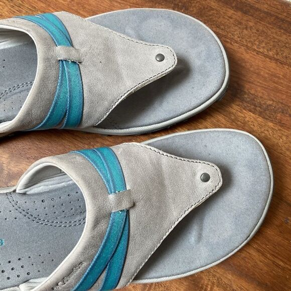 Columbia Women's Gray and Blue Sandals - Picture 5 of 10